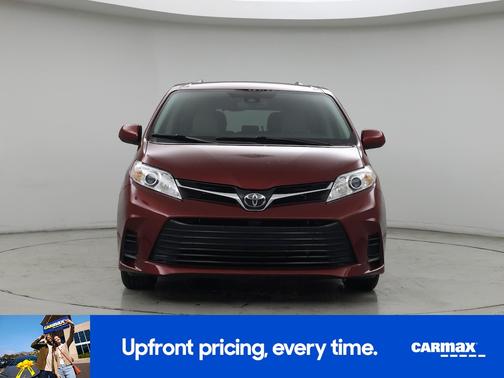 2020 Toyota Sienna LE