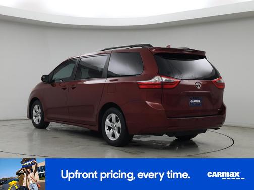 2020 Toyota Sienna LE