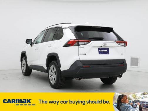 2020 Toyota RAV4 LE