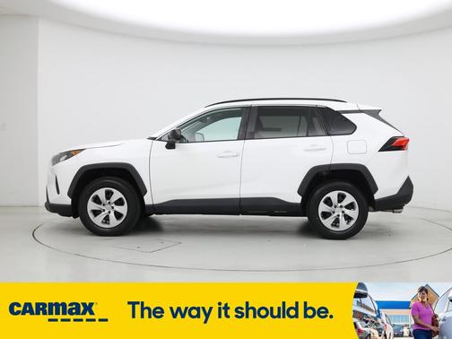 2020 Toyota RAV4 LE