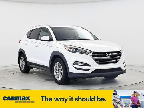 2016 Hyundai TUCSON SE