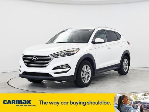2016 Hyundai TUCSON SE