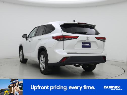 White 2022 Toyota Highlander L