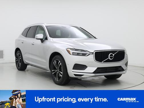 Gray 2019 Volvo XC60 T5 Momentum