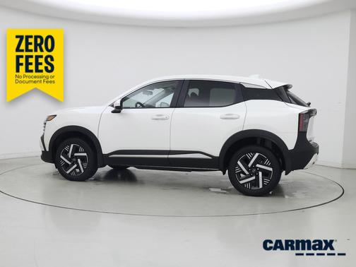 White 2025 Nissan Kicks SV