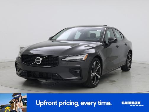 Gray 2025 Volvo S60 B5 Core