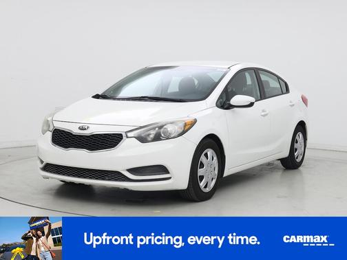 White 2016 Kia Forte LX