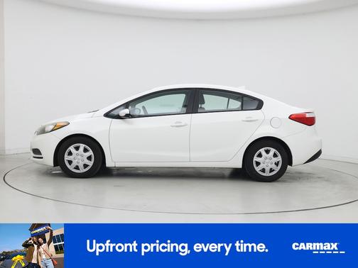 White 2016 Kia Forte LX