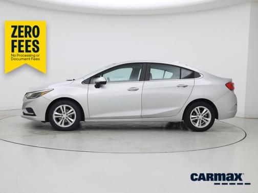Silver 2017 Chevrolet Cruze LT