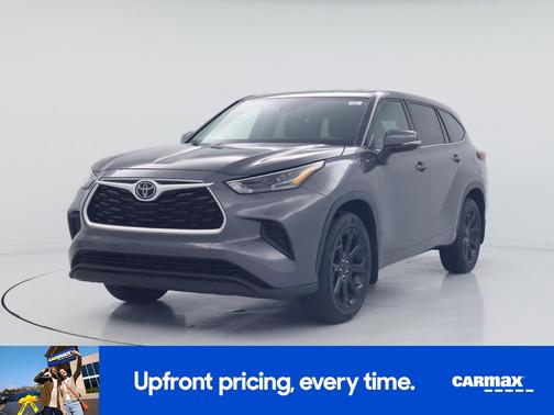Gray 2022 Toyota Highlander L