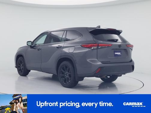 Gray 2022 Toyota Highlander L