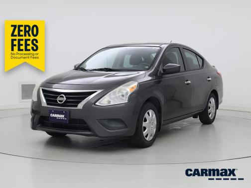 Gray 2015 Nissan Versa SV