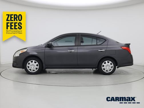 Gray 2015 Nissan Versa SV