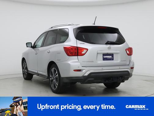 2017 Nissan Pathfinder Platinum