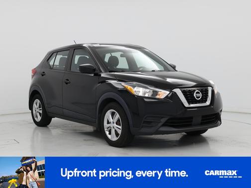 Black 2020 Nissan Kicks S