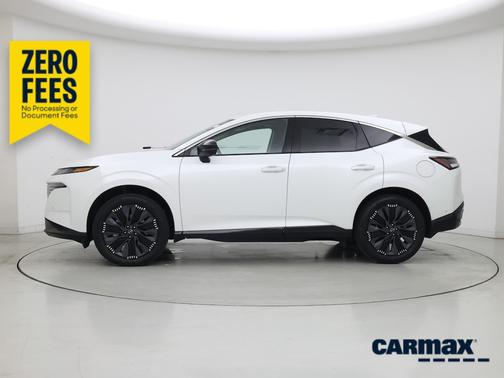 White 2025 Nissan Murano Platinum