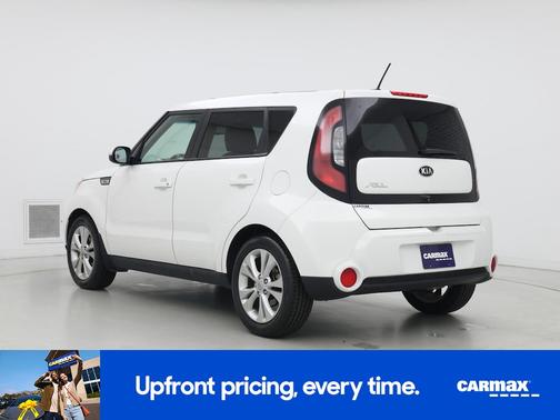 White 2016 Kia Soul !