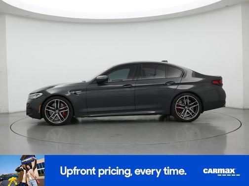 2022 BMW M5 Base (A8)