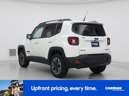 White 2017 Jeep Renegade Trailhawk