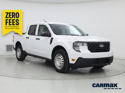 White 2025 Ford Maverick XL