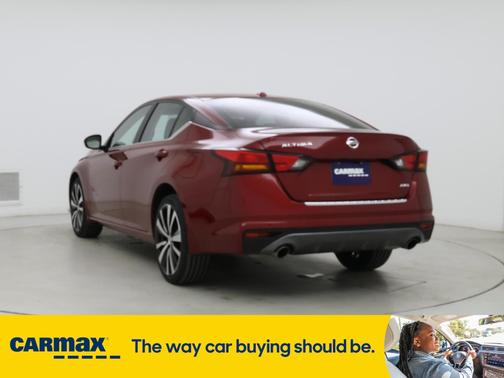 2022 Nissan Altima SR