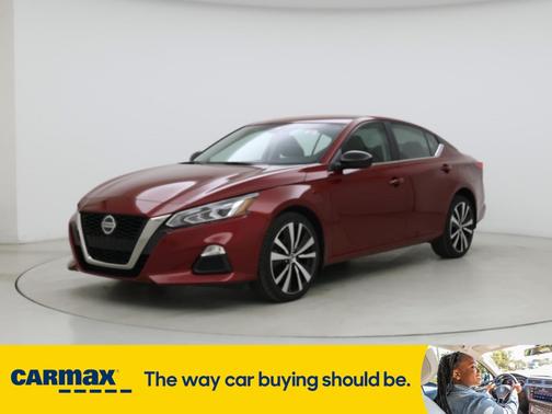 2022 Nissan Altima SR