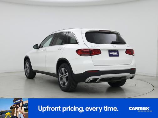 White 2021 Mercedes-Benz GLC 300