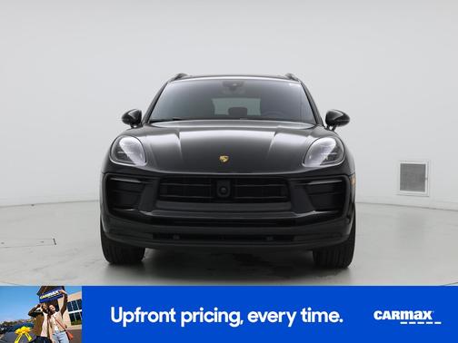 2022 Porsche Macan 