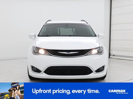 2017 Chrysler Pacifica Touring Plus