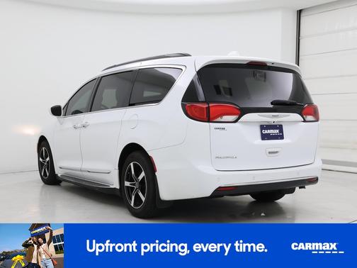 2017 Chrysler Pacifica Touring Plus