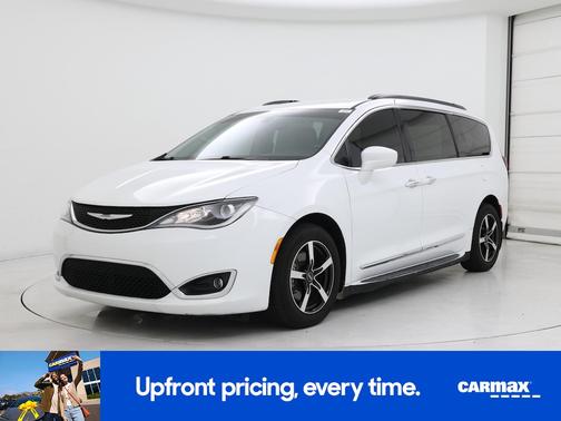 2017 Chrysler Pacifica Touring Plus