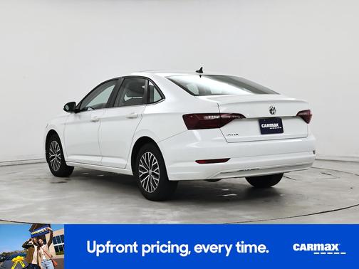 White 2021 Volkswagen Jetta SE