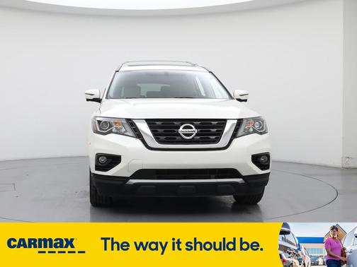 2017 Nissan Pathfinder Platinum