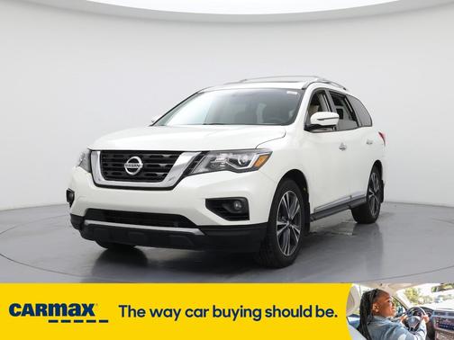 2017 Nissan Pathfinder Platinum