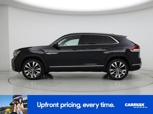 Black 2022 Volkswagen Atlas Cross Sport SEL Premium R-Line
