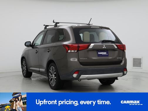 2016 Mitsubishi Outlander SE