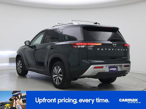Green 2024 Nissan Pathfinder SL