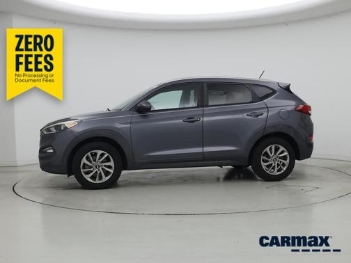 Gray 2016 Hyundai TUCSON SE