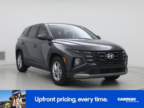 Gray 2025 Hyundai TUCSON SE