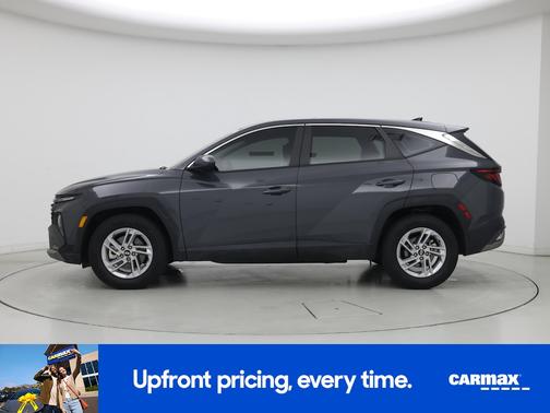Gray 2025 Hyundai TUCSON SE