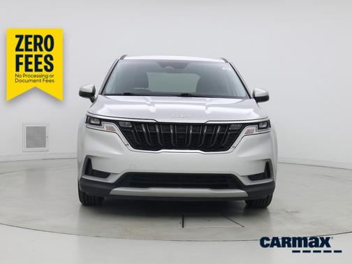 Silver 2022 Kia Carnival LXS
