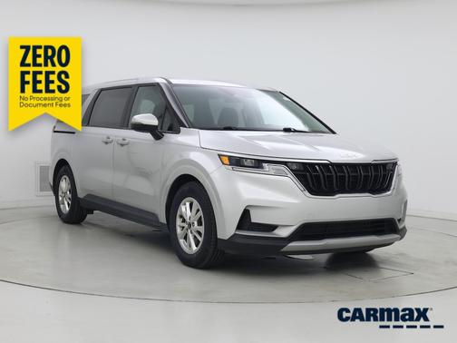 Silver 2022 Kia Carnival LXS