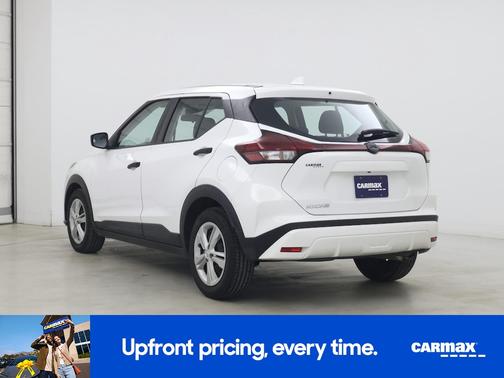 2022 Nissan Kicks S