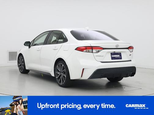 White 2021 Toyota Corolla SE