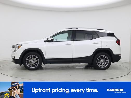 White 2023 GMC Terrain SLT