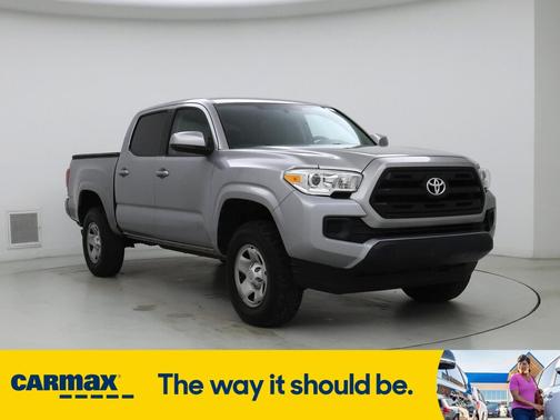2017 Toyota Tacoma SR