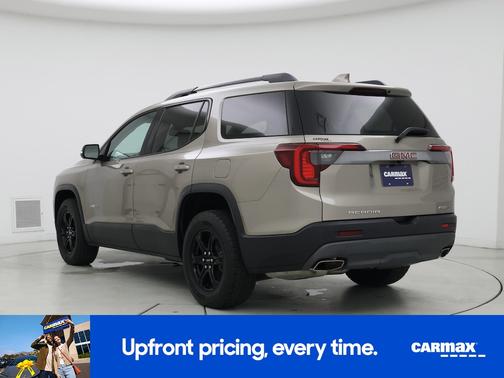 2022 GMC Acadia AT4