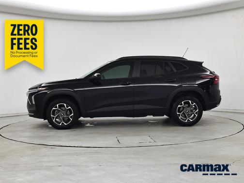 Black 2024 Chevrolet Trax LT