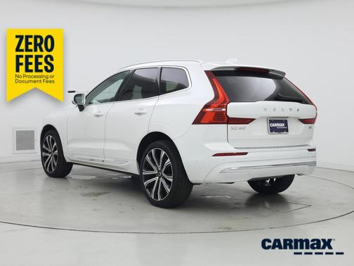 White 2023 Volvo XC60 B5 Ultimate Bright Theme