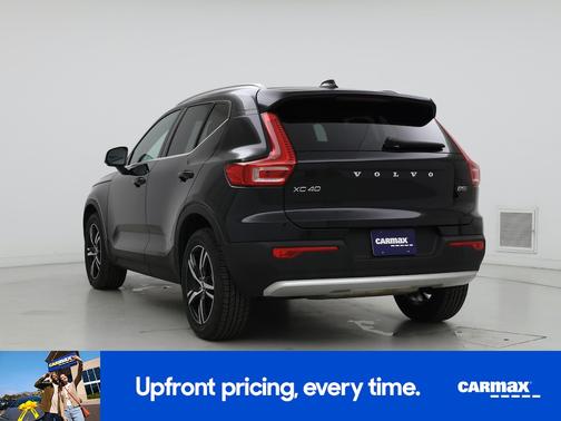 2023 Volvo XC40 B5 Plus Bright Theme